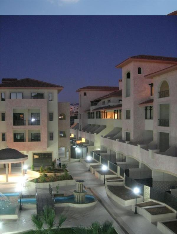 Pool Side 2 Bedroom Queens Gardens Complex Paphos Bagian luar foto