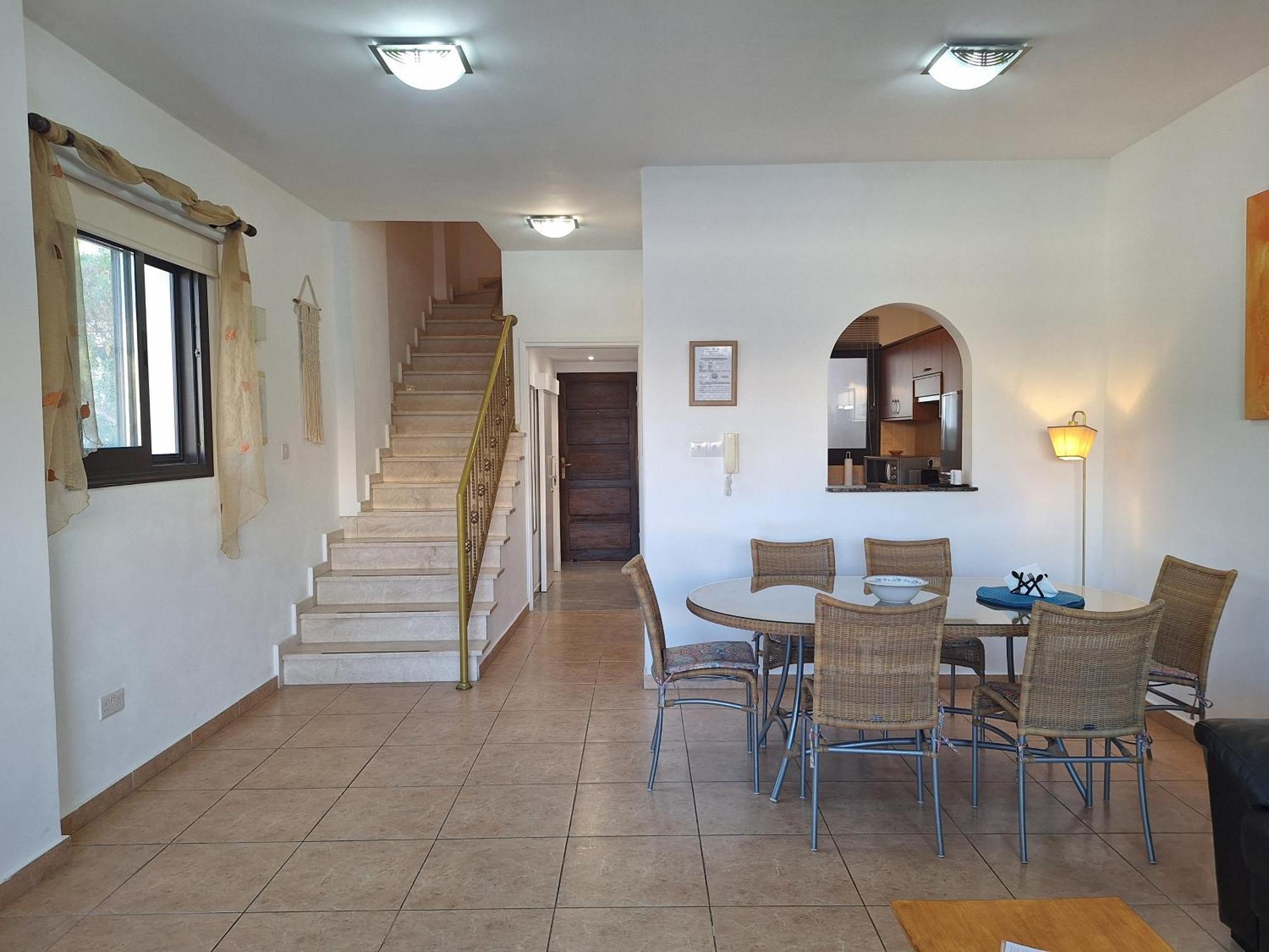 Pool Side 2 Bedroom Queens Gardens Complex Paphos Bagian luar foto